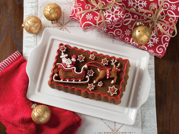 Nordic Ware Santas Sleigh Loaf Pan
